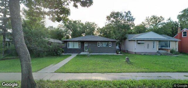 Larawan ng 310 Kenaston Boulevard sa Winnipeg, Manitoba