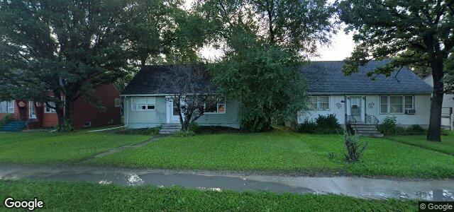 Larawan ng 322 Kenaston Boulevard sa Winnipeg, Manitoba