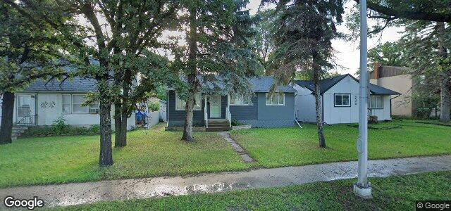 Larawan ng 330 Kenaston Boulevard sa Winnipeg, Manitoba