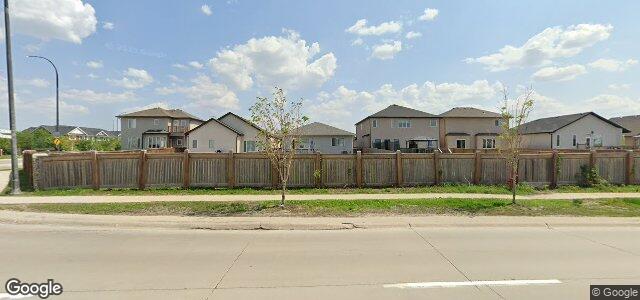 Larawan ng 107 Colbourne Drive sa Winnipeg, Manitoba