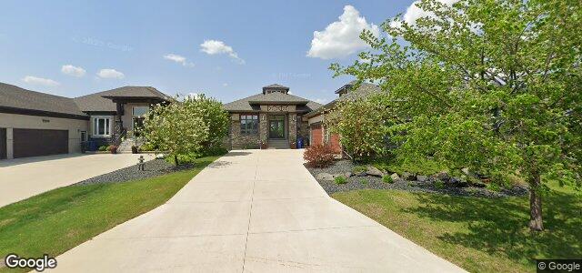 Larawan ng 121 Autumnview Drive sa Winnipeg, Manitoba