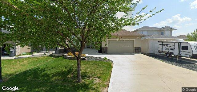 Larawan ng 132 Autumnview Drive sa Winnipeg, Manitoba