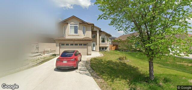 Larawan ng 136 Caribou Crescent sa Winnipeg, Manitoba
