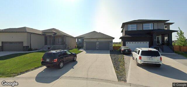 Larawan ng 18 Northern Lights Drive sa Winnipeg, Manitoba