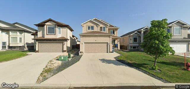 Photo of 19 Sunstone Bay in Winnipeg, Manitoba