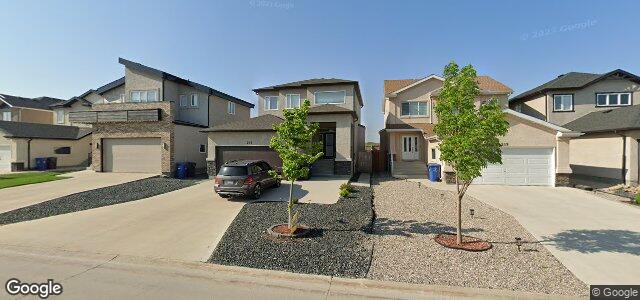 Larawan ng 215 Stan Bailie Drive sa Winnipeg, Manitoba