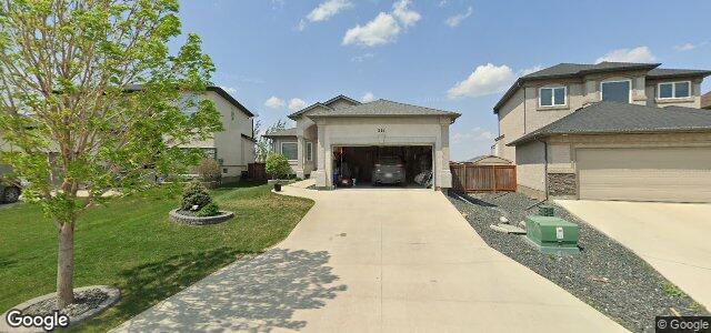 Larawan ng 216 Southview Crescent sa Winnipeg, Manitoba
