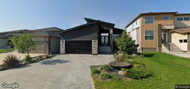 Larawan ng 38 Northern Lights Drive sa Winnipeg, Manitoba