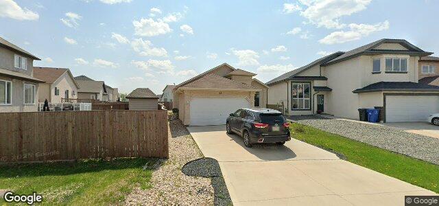 Larawan ng 48 Grassy Lake Drive sa Winnipeg, Manitoba