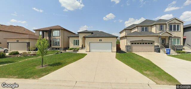 Photo of 61 Cypress Ridge in Winnipeg, Manitoba