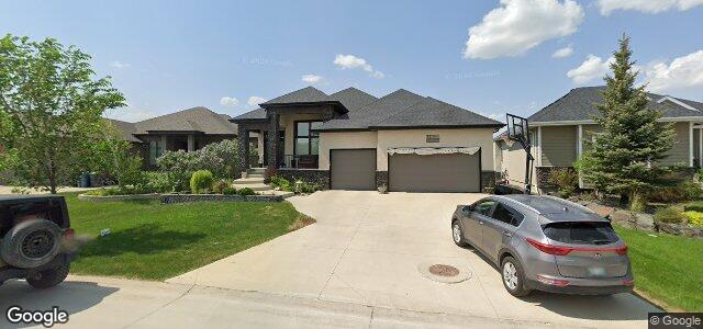 Larawan ng 67 Autumnview Drive sa Winnipeg, Manitoba