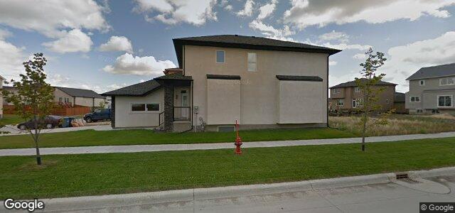 Larawan ng 74 Sunstone Bay sa Winnipeg, Manitoba