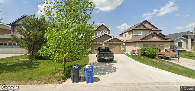 Larawan ng 75 Kingfisher Crescent sa Winnipeg, Manitoba