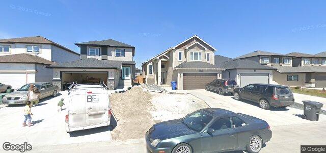 Larawan ng 127 Kilroy Street sa Winnipeg, Manitoba