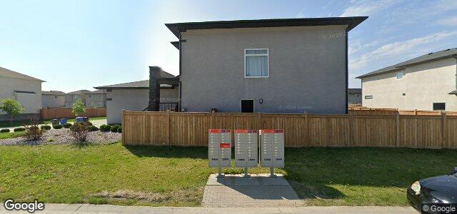 Larawan ng 2 Longspur Road sa Winnipeg, Manitoba