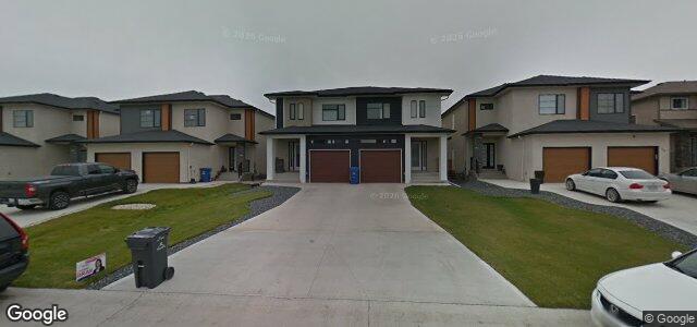 Larawan ng 47 Lark Ridge Way sa Winnipeg, Manitoba