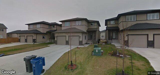 Larawan ng 72 Lark Ridge Way sa Winnipeg, Manitoba