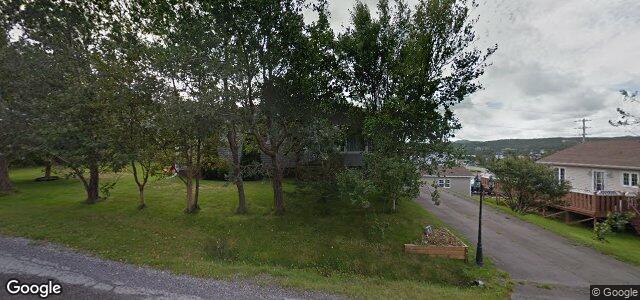 Larawan ng 8 Berry Hill Road sa Winnipeg, Manitoba