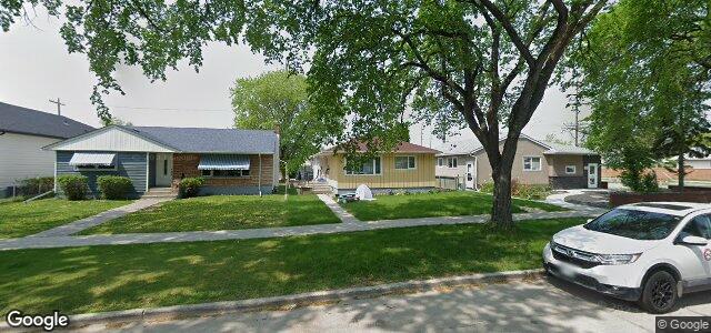 Larawan ng 727 Borebank Street sa Winnipeg, Manitoba