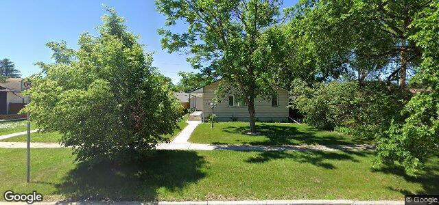 Larawan ng 733 Queenston Street sa Winnipeg, Manitoba