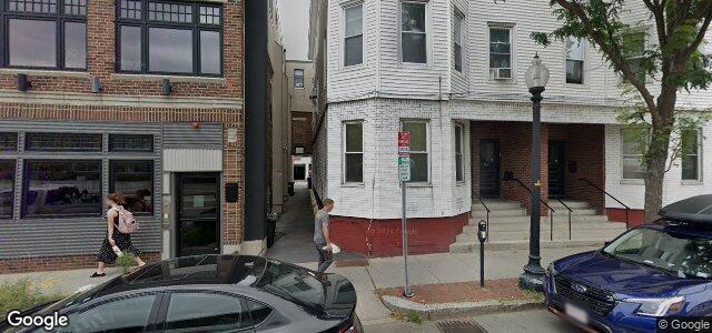 Larawan ng 799 Cambridge Street sa Winnipeg, Manitoba