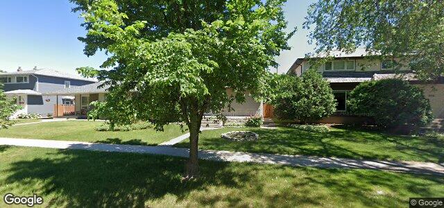 Larawan ng 802 Queenston Street sa Winnipeg, Manitoba