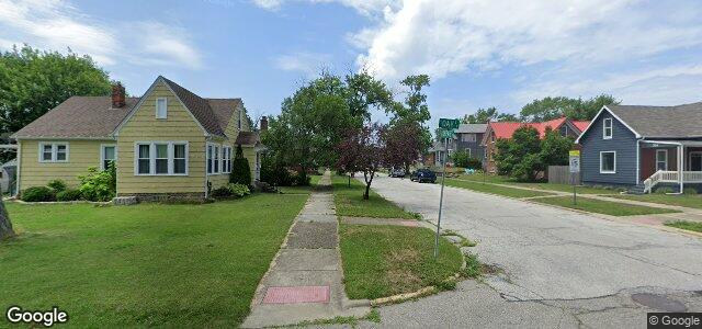 Larawan ng 807 Oak Street sa Winnipeg, Manitoba