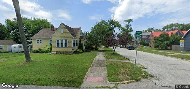 Larawan ng 811 Oak Street sa Winnipeg, Manitoba