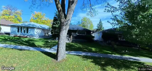 Photo of 820 Borebank Street in Winnipeg, Manitoba