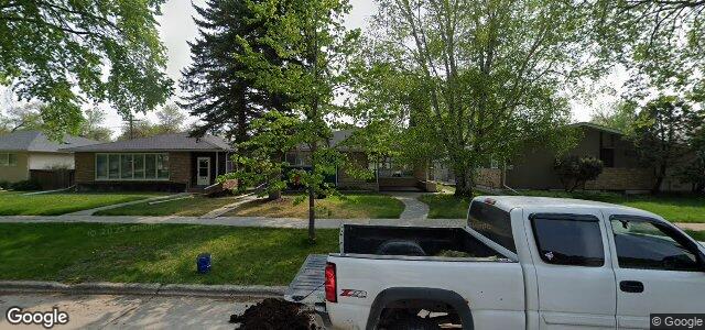 Larawan ng 828 Queenston Bay sa Winnipeg, Manitoba