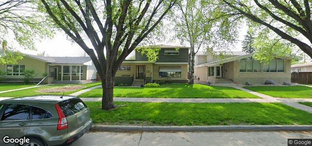 Photo of 876 Queenston Bay in Winnipeg, Manitoba