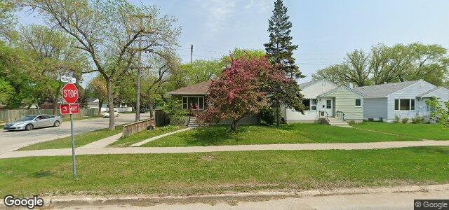 Larawan ng 908 Lindsay Street sa Winnipeg, Manitoba