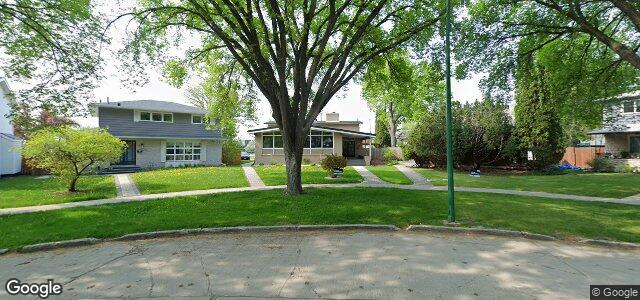 Larawan ng 940 Queenston Bay sa Winnipeg, Manitoba