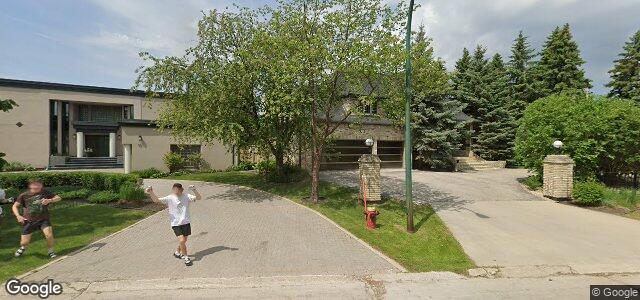 Larawan ng 11 Dumbarton Boulevard sa Winnipeg, Manitoba