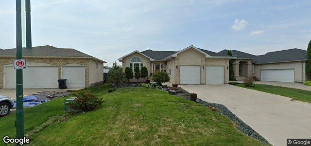 Larawan ng 110 Park Place E sa Winnipeg, Manitoba