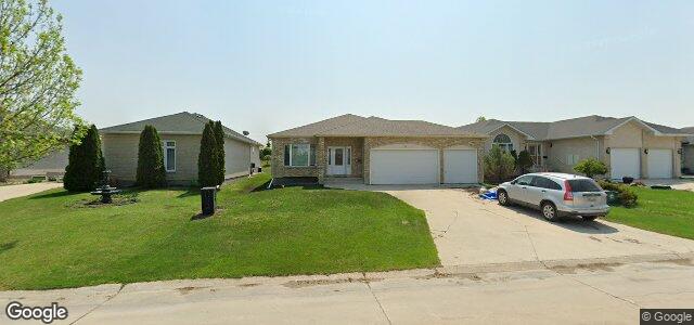 Larawan ng 114 Park Place E sa Winnipeg, Manitoba