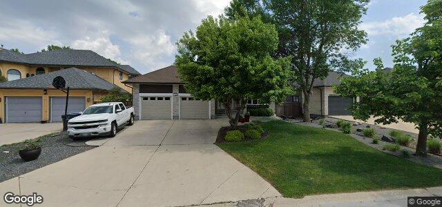 Larawan ng 137 Park Place W sa Winnipeg, Manitoba
