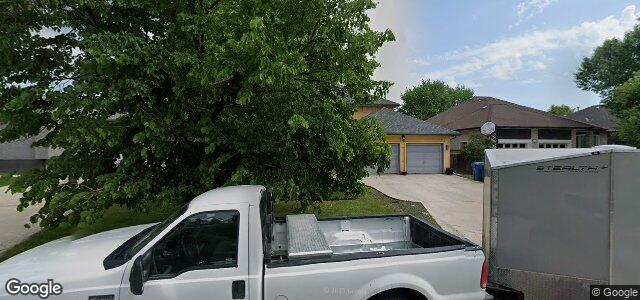 Larawan ng 141 Park Place W sa Winnipeg, Manitoba