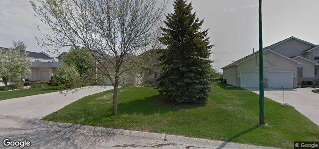 Larawan ng 170 Park Place E sa Winnipeg, Manitoba