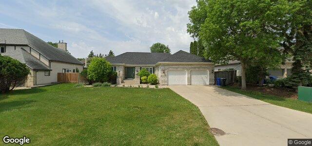 Larawan ng 18 Hopwood Drive sa Winnipeg, Manitoba
