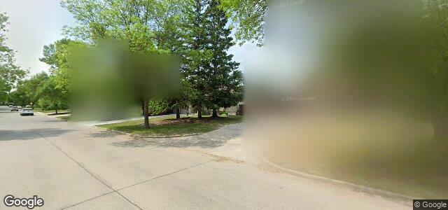 18 Portsmouth Boulevard（加拿大曼尼托巴省溫尼伯市）房屋照片