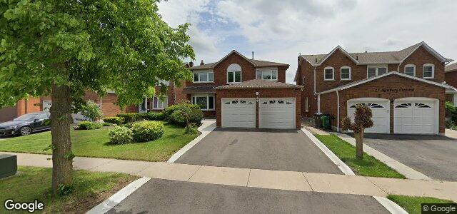 Photo of 19 Newbury Crescent in Winnipeg, Manitoba