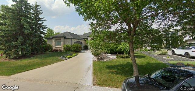 Larawan ng 210 Park Place E sa Winnipeg, Manitoba