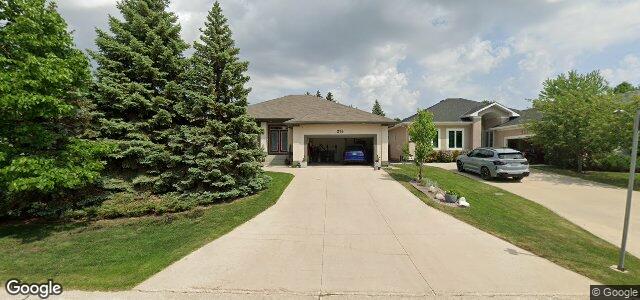 Larawan ng 215 Park Place W sa Winnipeg, Manitoba