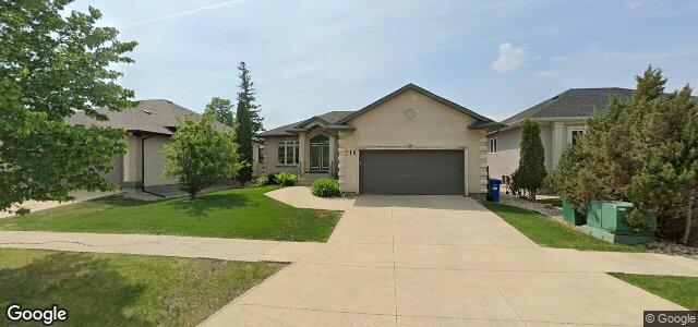 Larawan ng 218 Park Place W sa Winnipeg, Manitoba