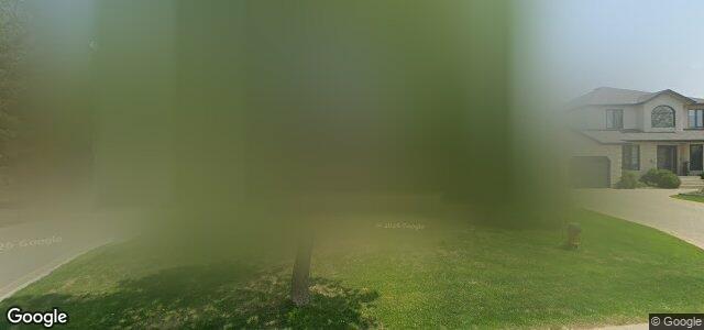 Larawan ng 223 Portsmouth Boulevard sa Winnipeg, Manitoba