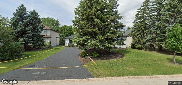 Larawan ng 30 Hopwood Drive sa Winnipeg, Manitoba