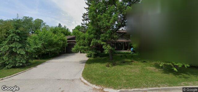 Larawan ng 30 Portsmouth Boulevard sa Winnipeg, Manitoba