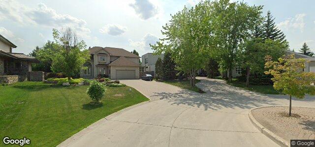 Photo of 32 Dearsley Place in Winnipeg, Manitoba
