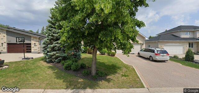 Larawan ng 35 Park Place E sa Winnipeg, Manitoba